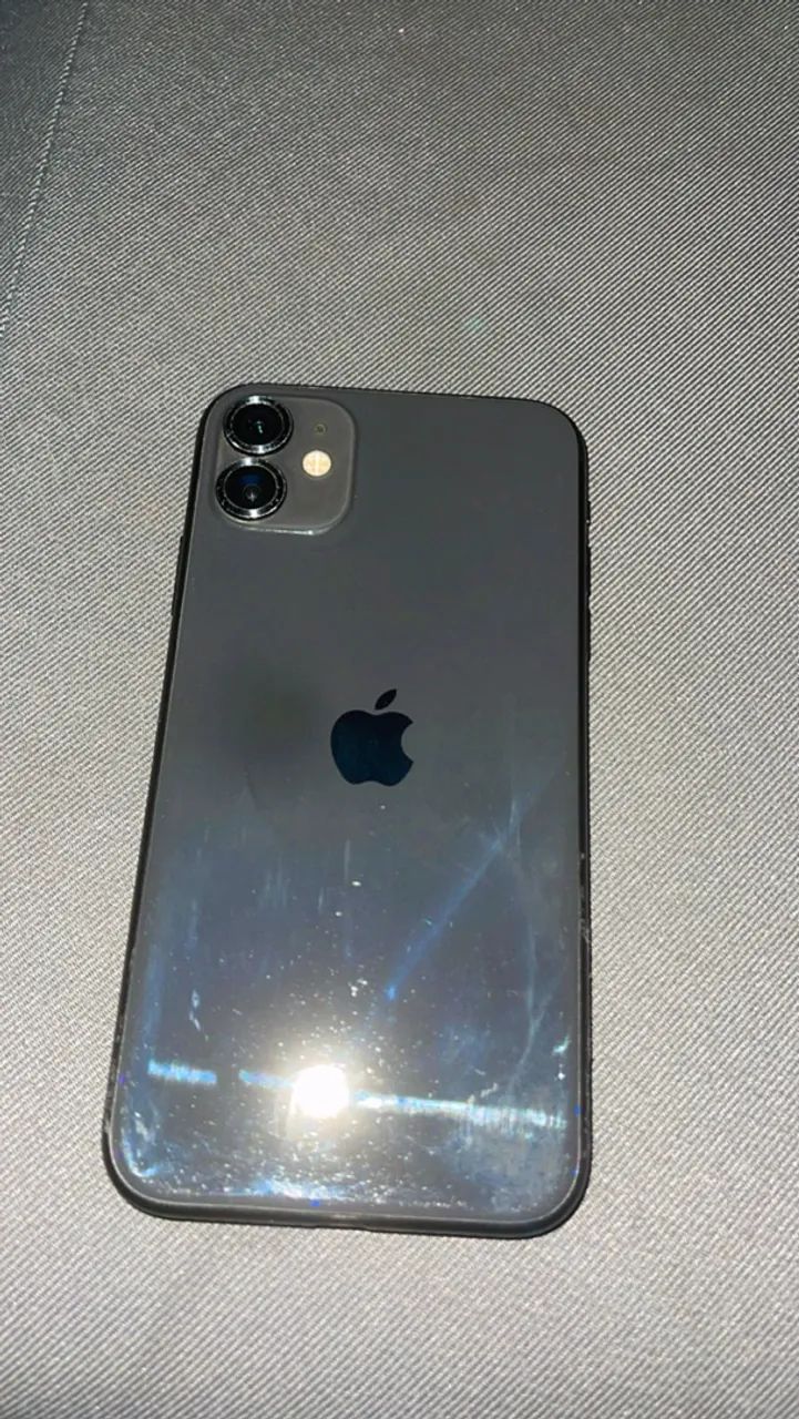 iPhone 11 - preto - 64gb 