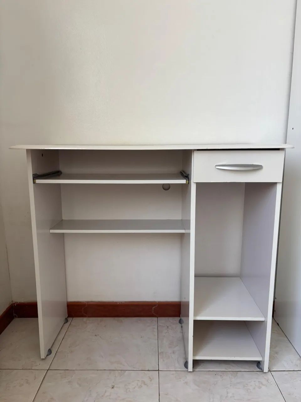 Escrivaninha  - Foto 2