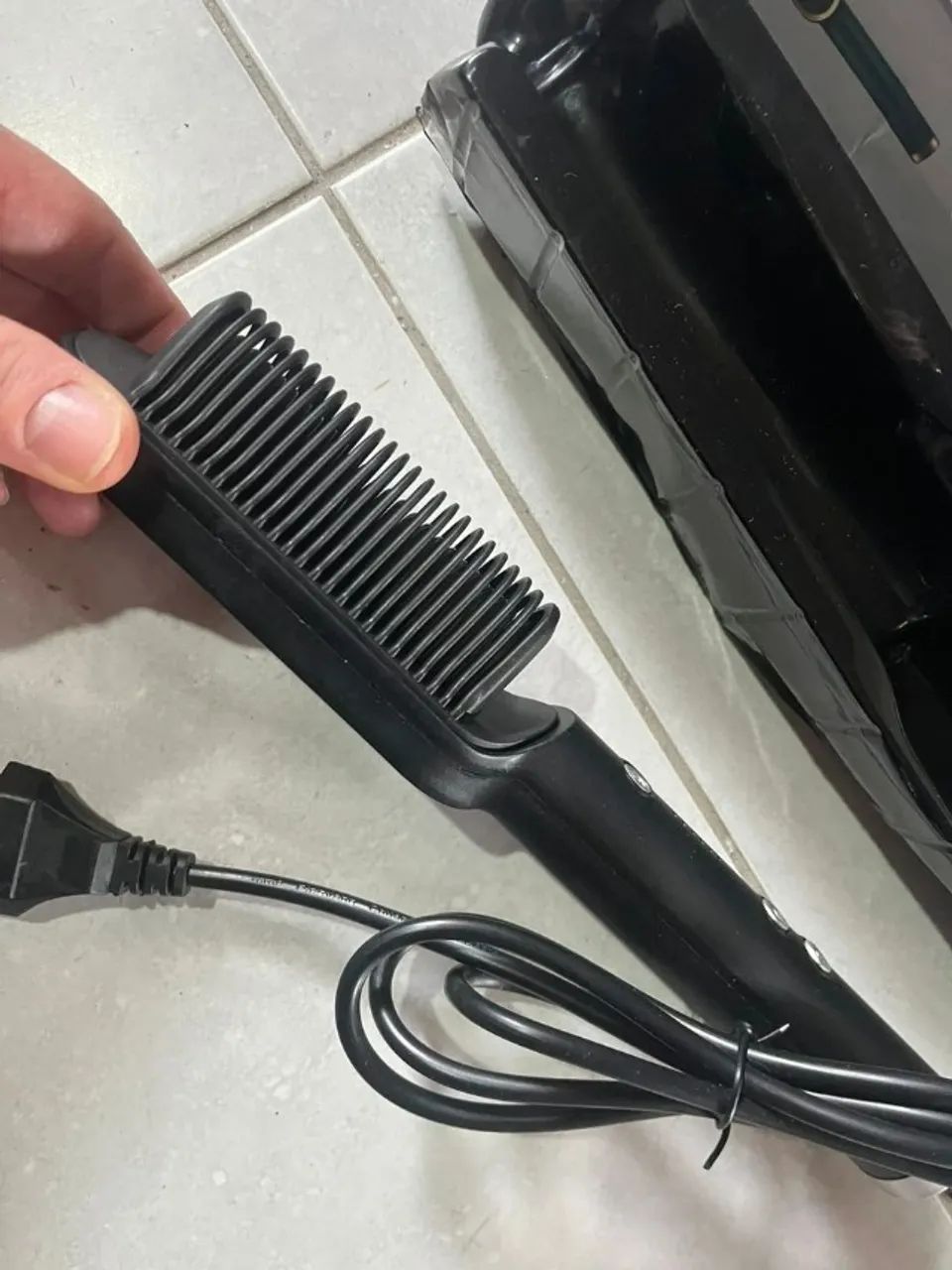 Escova alisadora 3 em 1 (NOVO) PAGUE SOMENTE NA ENTREGA - Foto 2