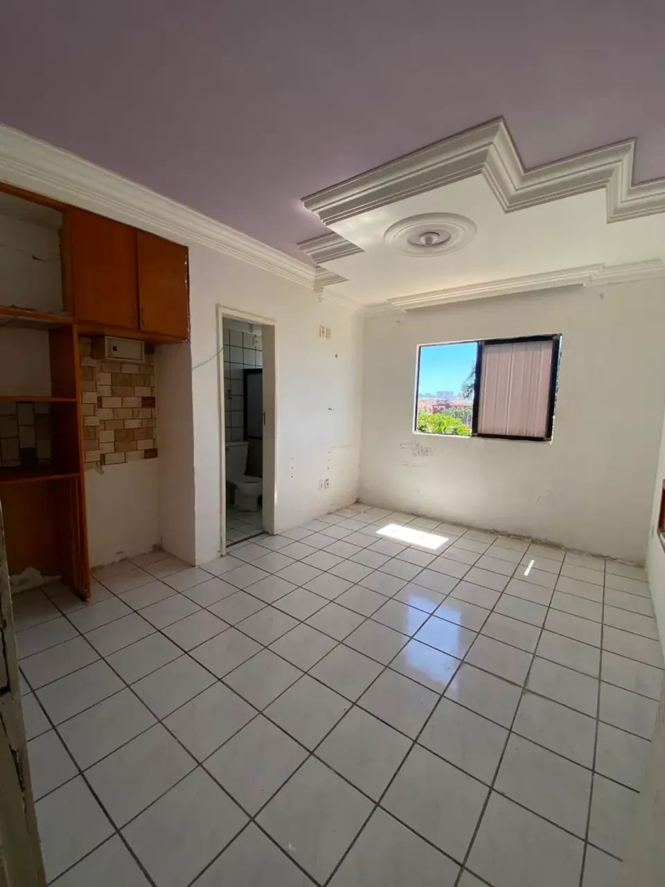 KITINETE COM VISTA PARA O MAR E VAGA DE GARAGEM