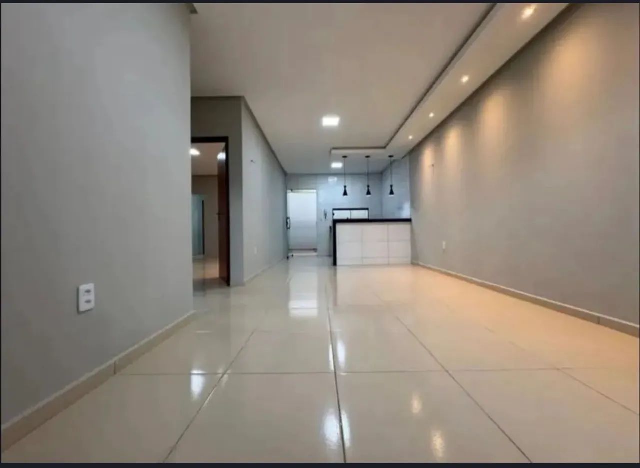 Vende-se casa em São Brás