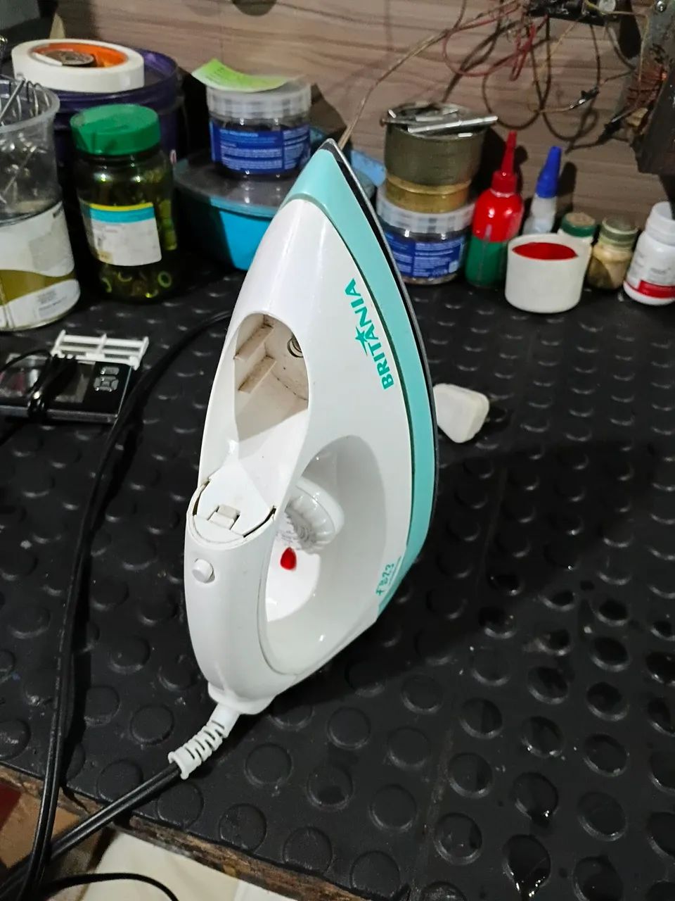 Ferro de passar 220v