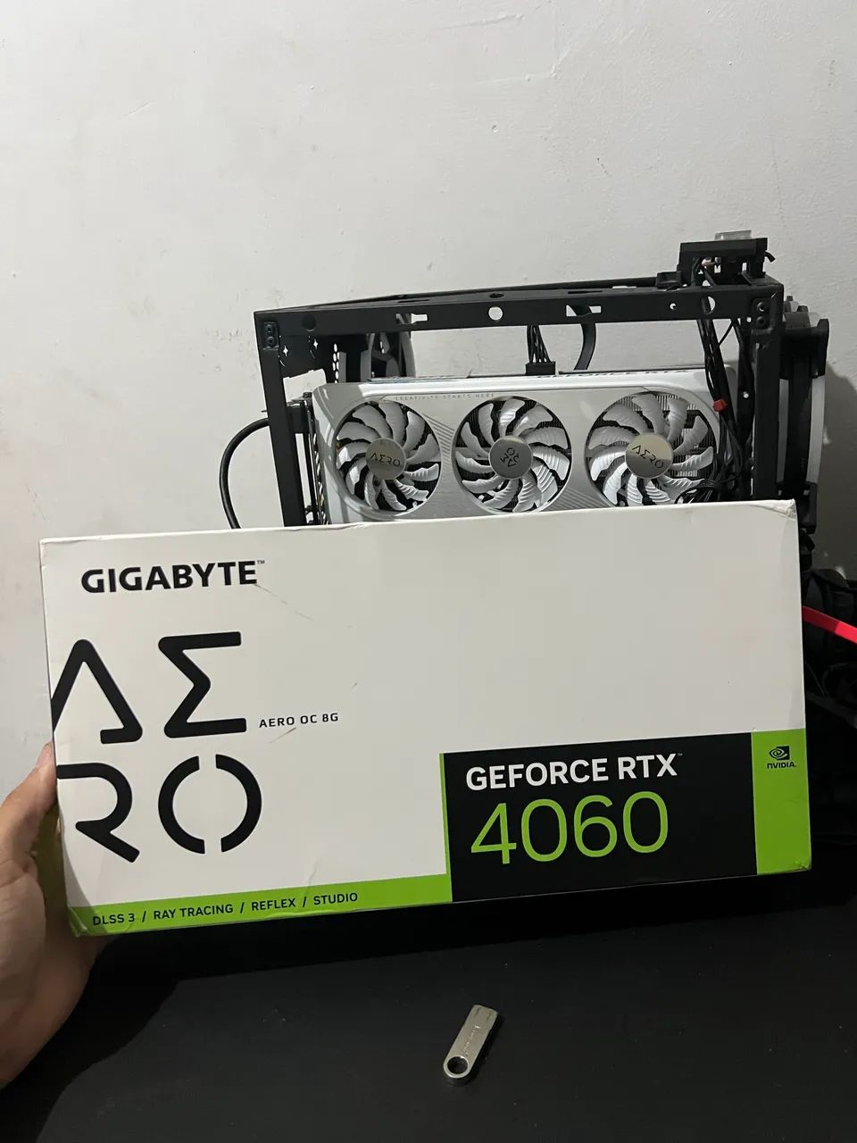 RTX 4060 8gb 