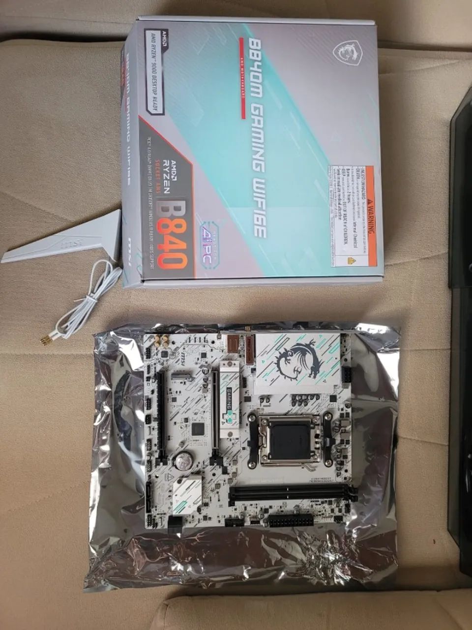 Placa Mãe Gigabyte B840 AM5