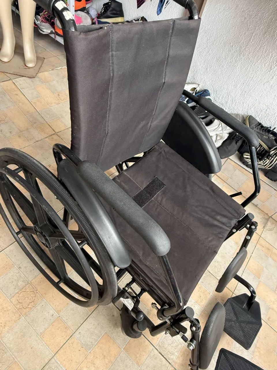 Cadeira de rodas  - Foto 2