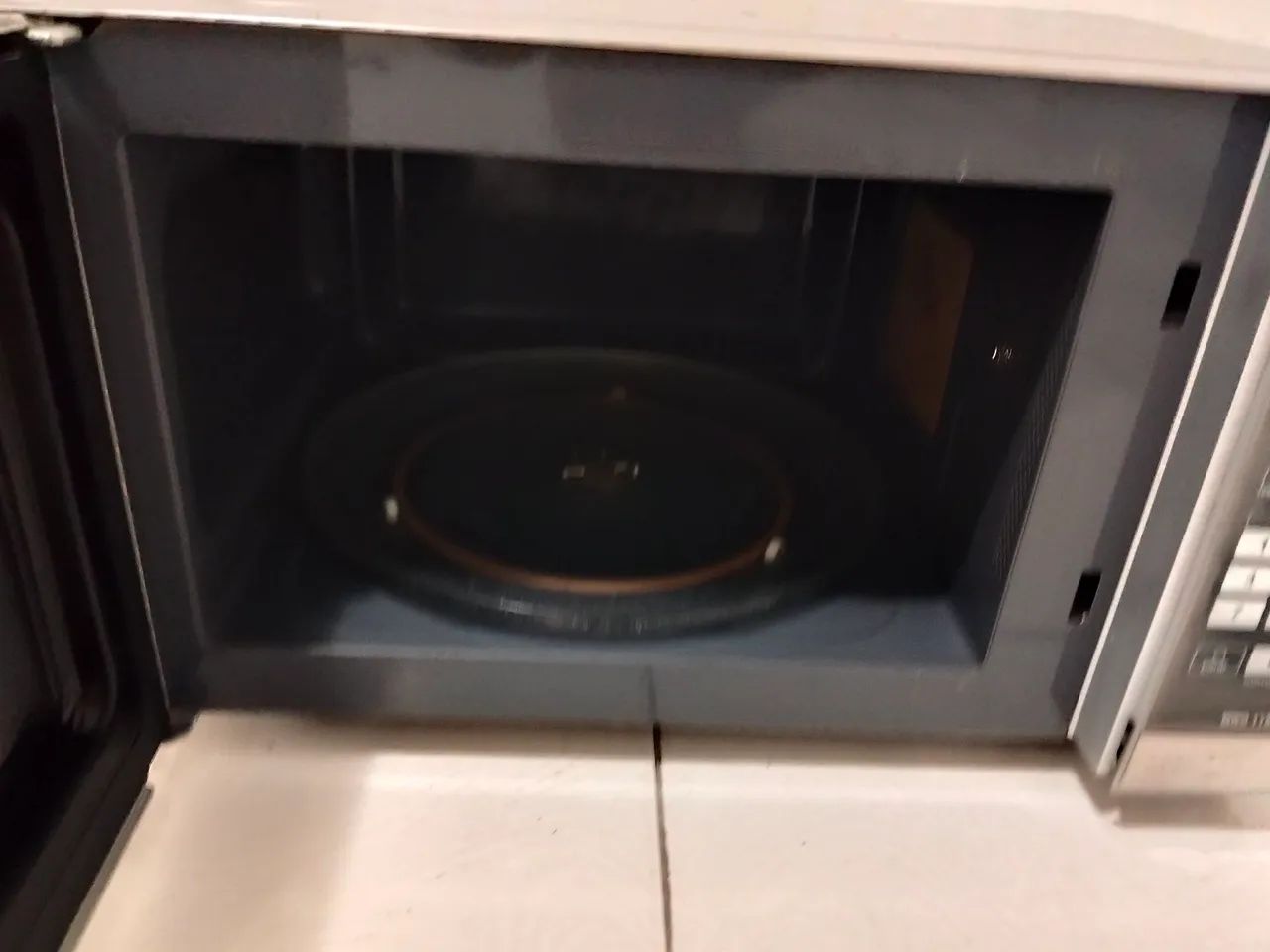 Microondas grande  - Foto 3
