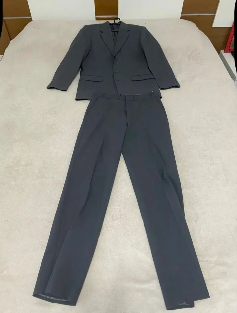 Terno Clássico Masculino (Paletó + Calça) - Foto 2