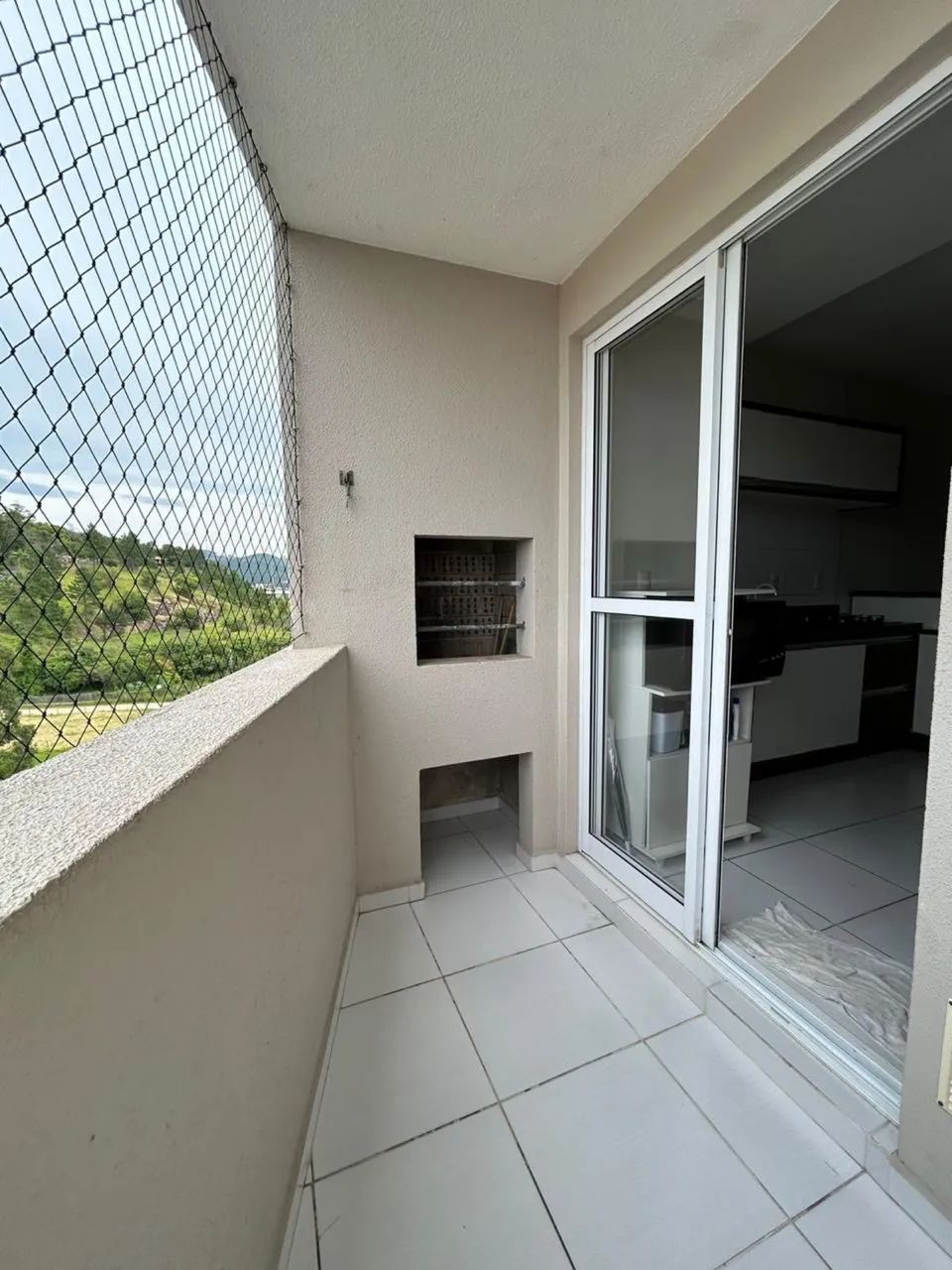 Apartamento mobiliado próximo à Unisul Tubarão  - Foto 2