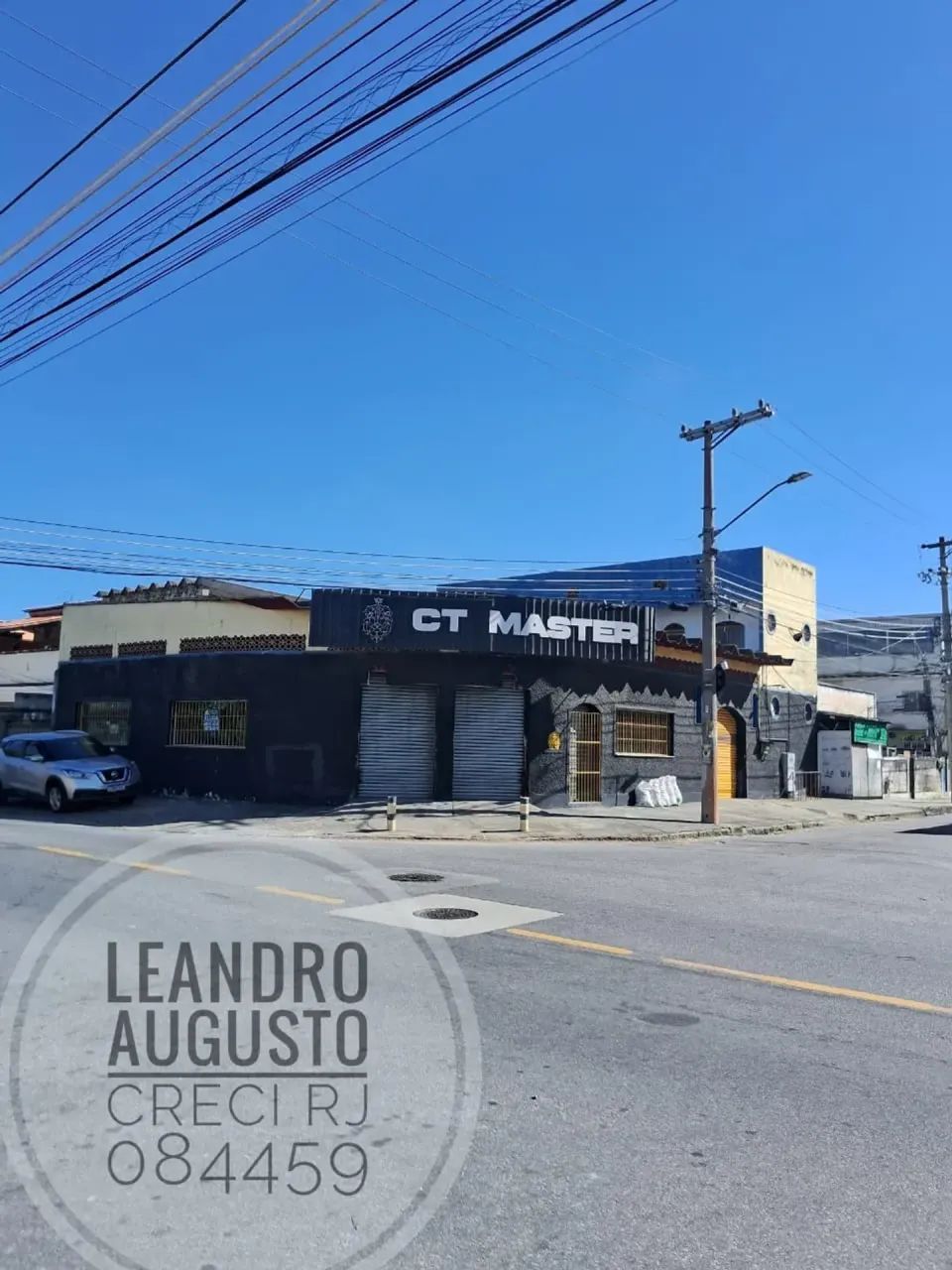 EXCELENTE LOJA COM 250M2 NA RUA BOIOBI! PROX RUA DA FEIRA! IMPERDÍVEL!