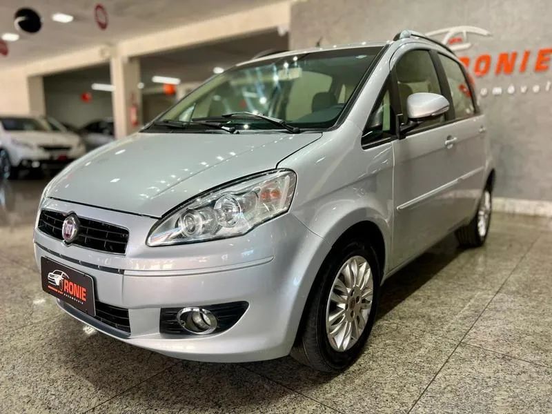 Fiat Idea Attractive 1.4 Fire Flex 8V 5P 2012 - Foto 3