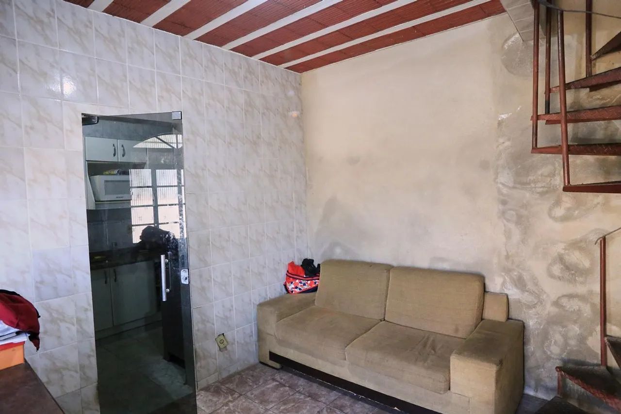 Casa à Venda - Concórdia, 3 Quartos, 200 m2