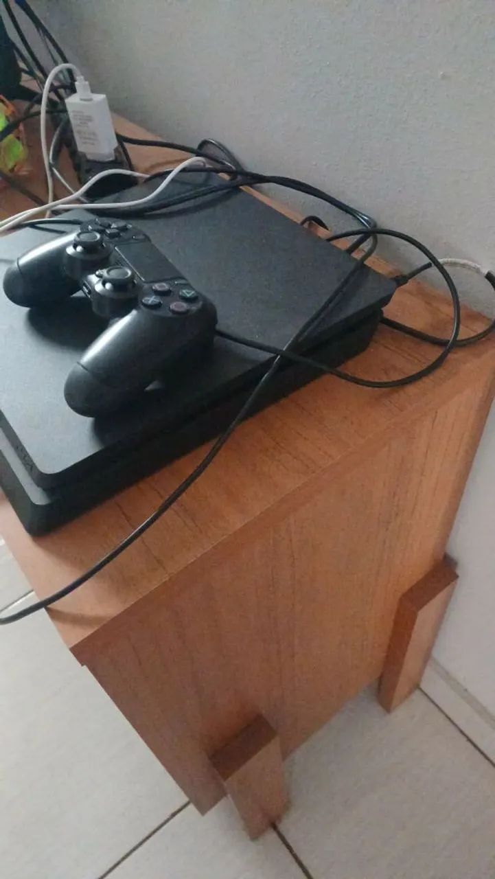 Ps4 slim com ssd - Foto 3