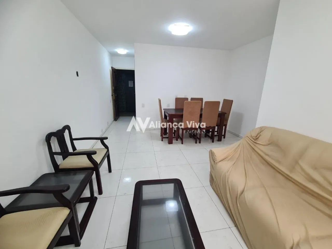 Copacabana | Apartamento 2 quartos, sendo 1 suite