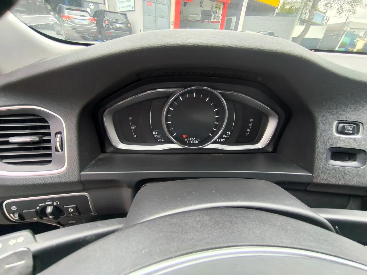 Volvo S60 T-4 MOMENTUM 2.0 190cv 4p, foto 16 de 18
