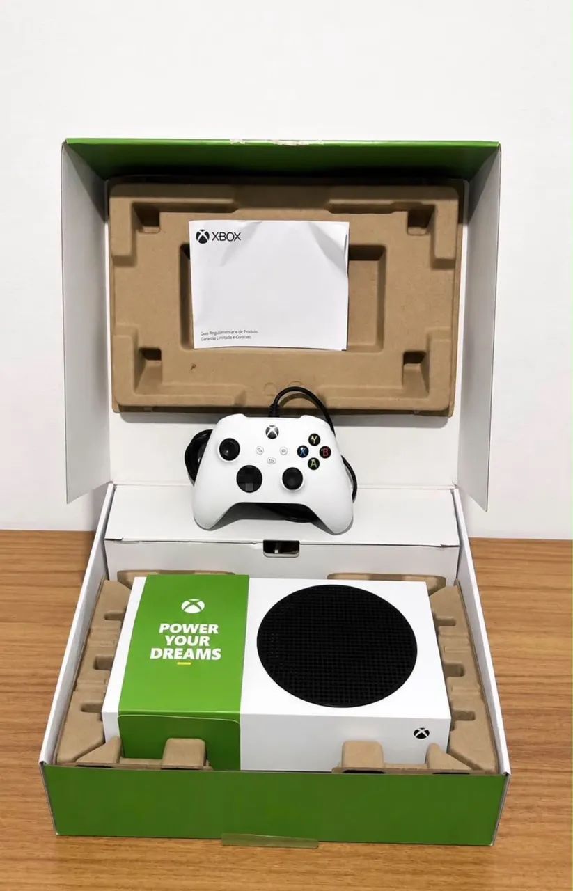 Xbox série S com caixa