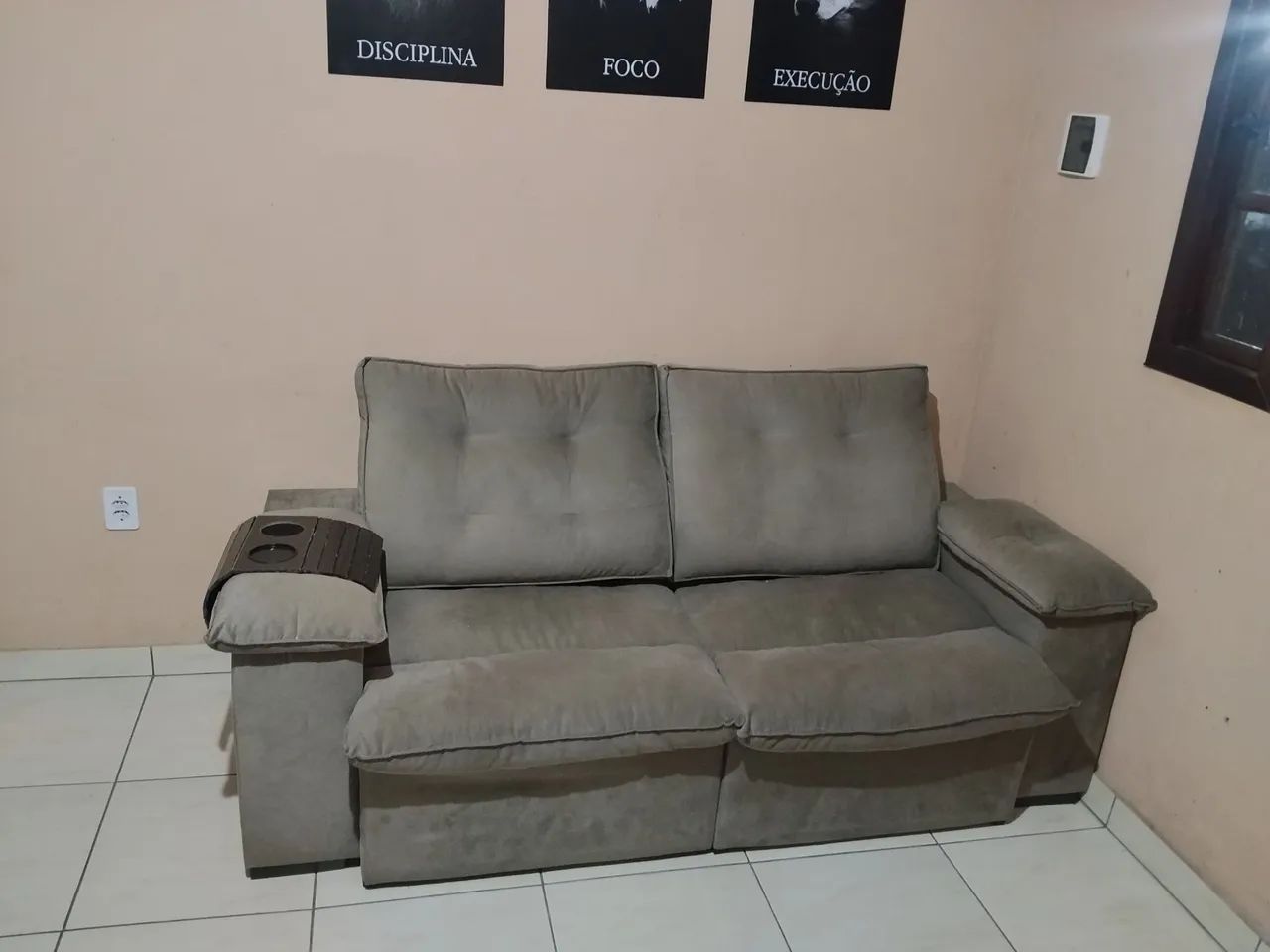 Sofá 3 lugares