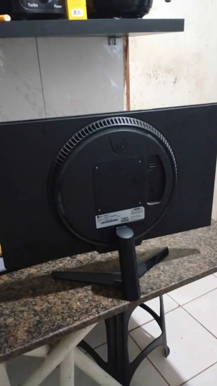 MONITOR ULTRAGEAR LG - Foto 2