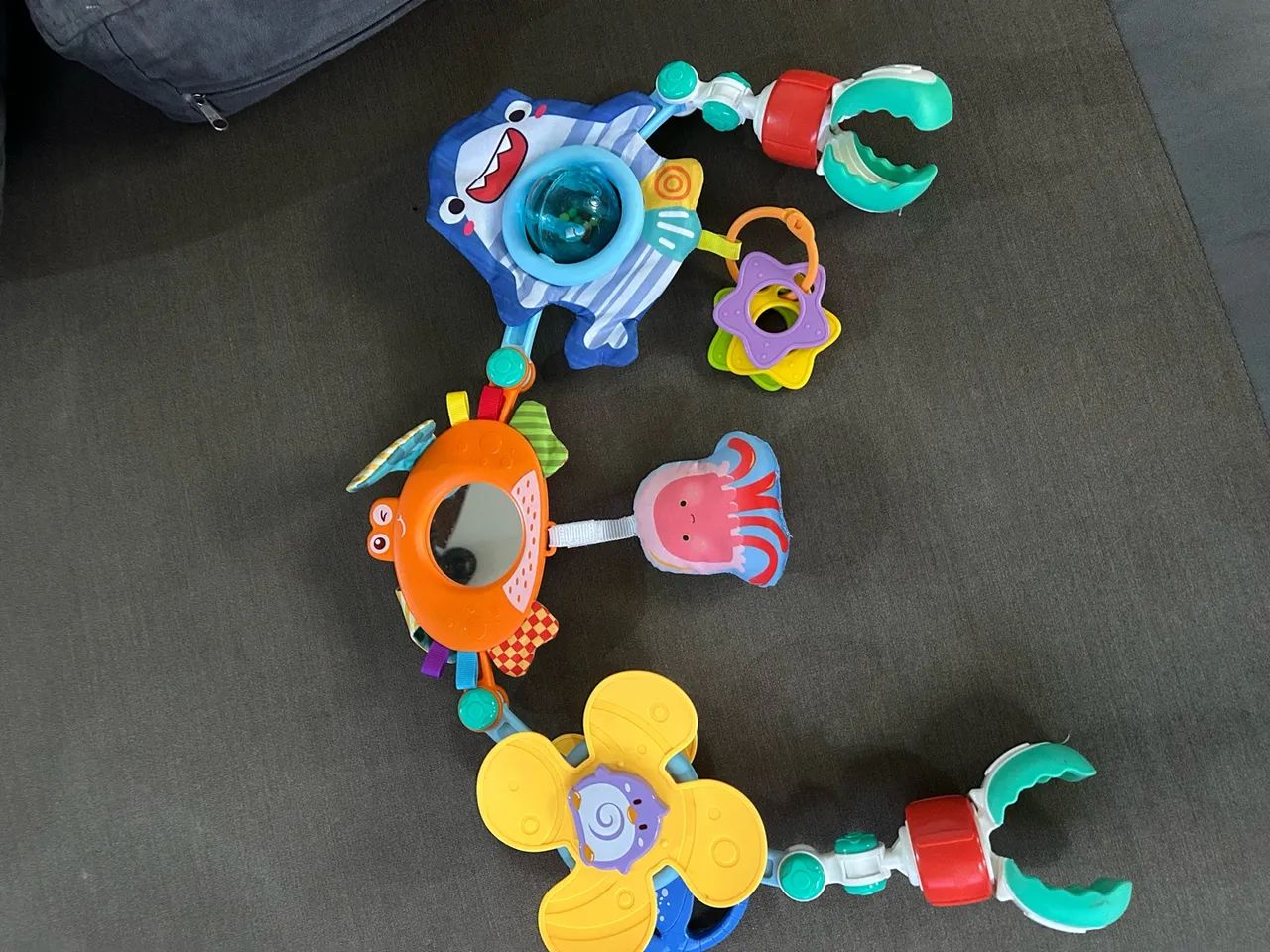 Vendo - móbile e almofada para bebê  - Foto 2