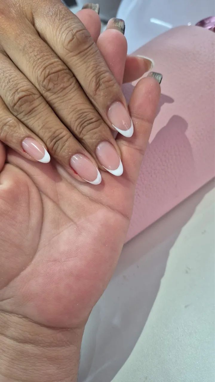 Estamos contratando manicures e Nails designer  - Foto 2