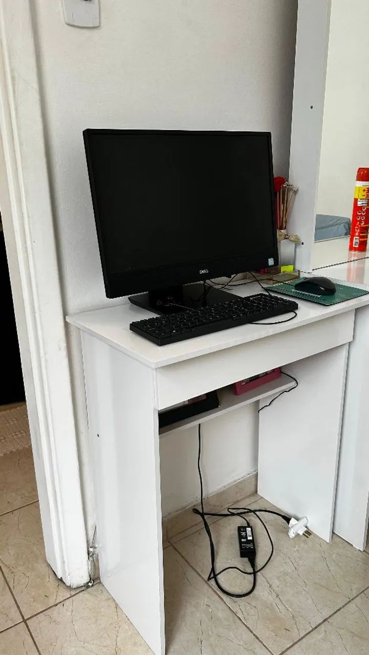Escrivaninha / mesa para computador64962182764545121