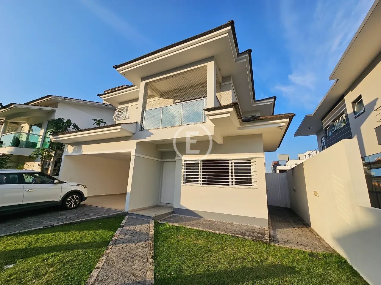 Casa com 4 Suítes e 243 m² - Pedra Branca - Foto 2
