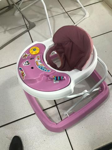 Andador Usado bem conservado somente rosa. Planeta dos Baixinhos