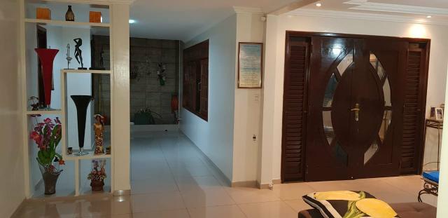 Casa ampla com 4 quartos para aluguel no Cohatrac com piscina - Foto 3
