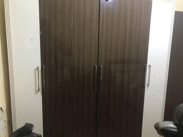 Vende-se guarda roupa 6 portas - Foto 4