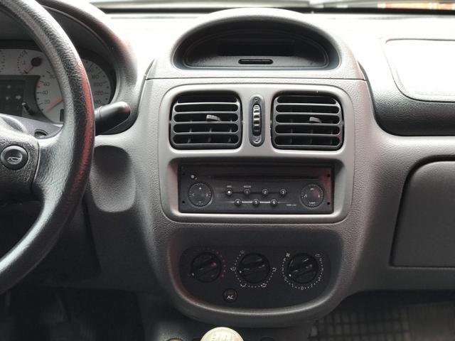 Clio sedan 2003 1.6 RT completo - Foto 3