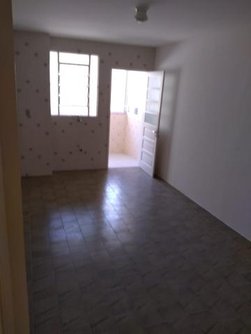 Apartamento 2 quartos térreo para alugar - ótima localização - Foto 11