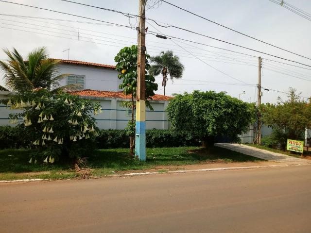 Casa na Rua do Joquei, lote 800m e 496m de área construída