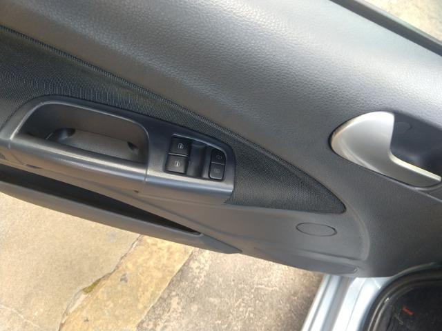 VW Voyage 1.6 Comfortline Imotion completo - Abaixo da tabela - Foto 8