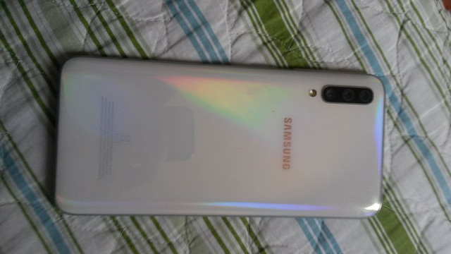 Tro*co Galaxy A70 branco super conservado - Foto 4
