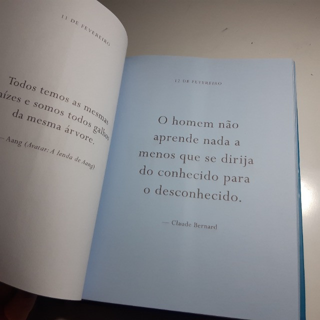 Livro Extraordinário - Foto 2