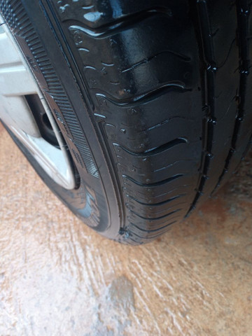 Vendo Corsa sedan - Foto 3