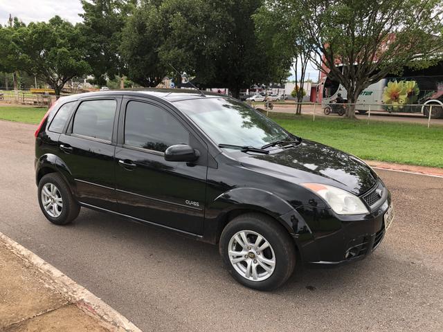 FORD FIESTA CLASS 1.6 Ano 09/10 - Foto 2