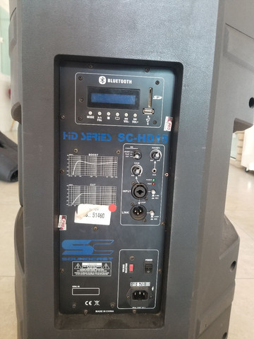 Caixa amplificada Soundcast