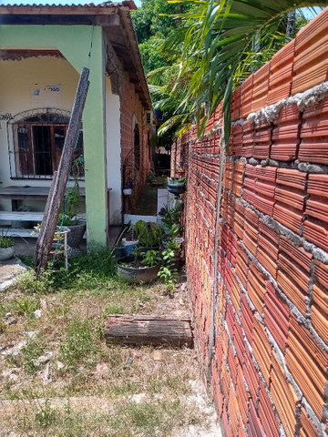 Vende se uma casa no bairro Brasil novo - Foto 2