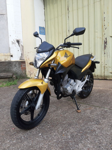 Cb 300R