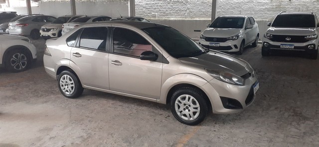 FIESTA SEDAN 1.6 2011