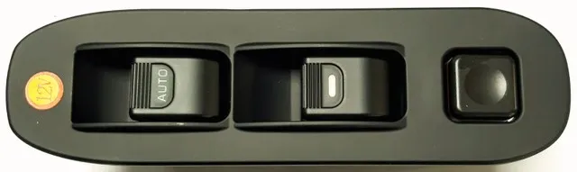 Linha Foton - Interruptor da Porta do Motorista 1039 - 1B18037320013