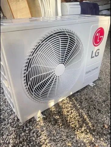 Ar condicionado LG DUAL INVERTER VOICE 9000 Btus NOVO - Foto 3