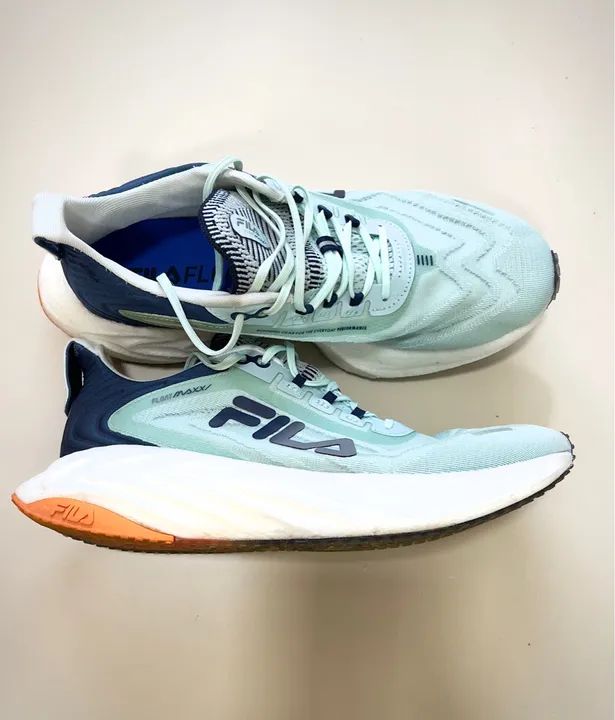 Tênis Fila Float Maxxi (tamanho 42 Brasil) - Foto 4