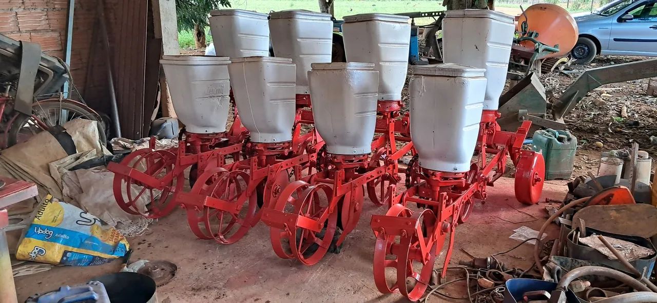 Plantadeira jumil 4 linhas - Foto 3