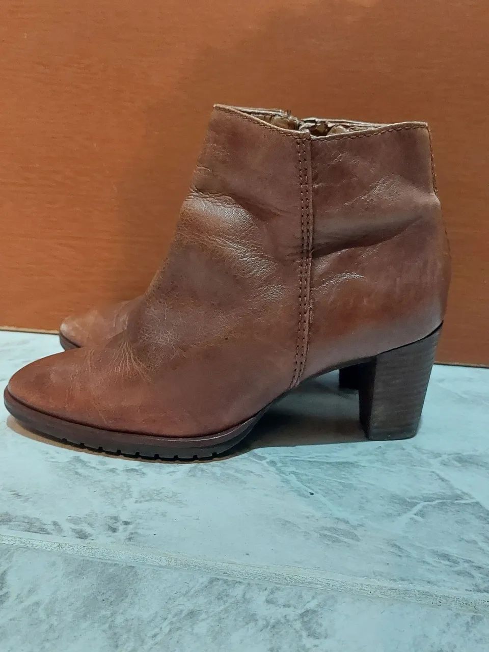 Botas Marrom - Elegância e Conforto - Foto 3