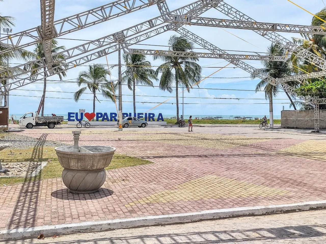 Venda - Imóvel com área total medindo 3.600m² aproximadamente, ao lado da Igreja de Santo