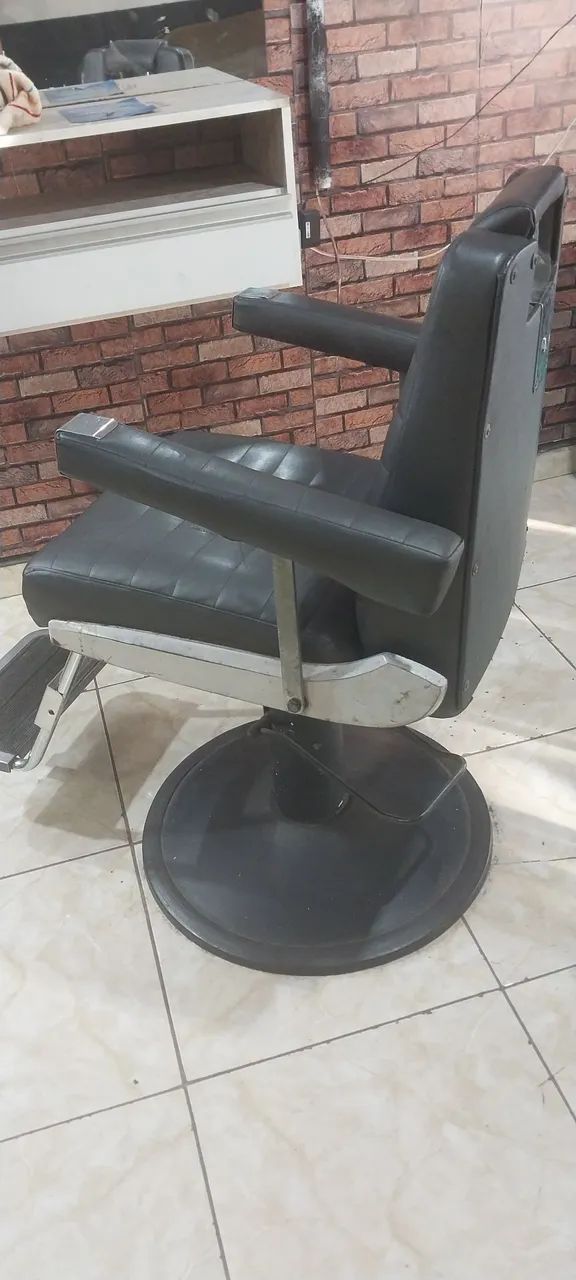 Vendo cadeira de barbeiro ceilandia norte. - Foto 4