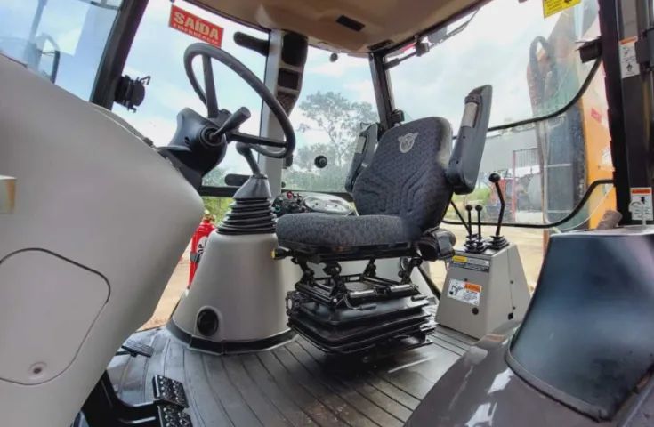 Retroescavadeira Case 580 2017  - Foto 5