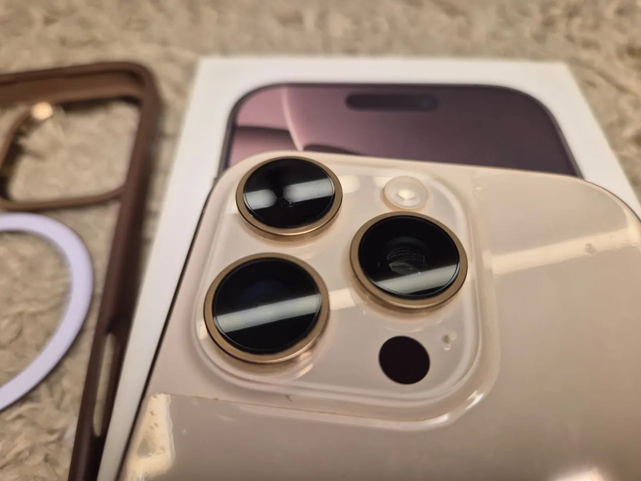 iPhone 16 Pro 1TB Desert Titanium Impecável Bateria 98% Caixa +