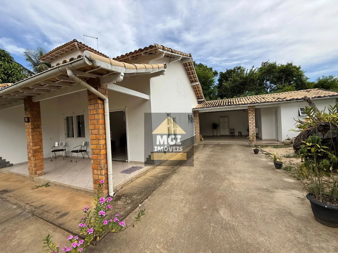 Casa dos sonhos com piscina e 3 quartos pertinho Itaúna - Saquarema - RJ
